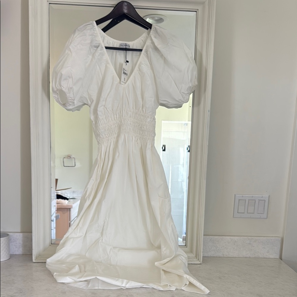 Faithfull the Brand White Ruched Maxi Dress with Puff Sleeves - Picture 2 of 8